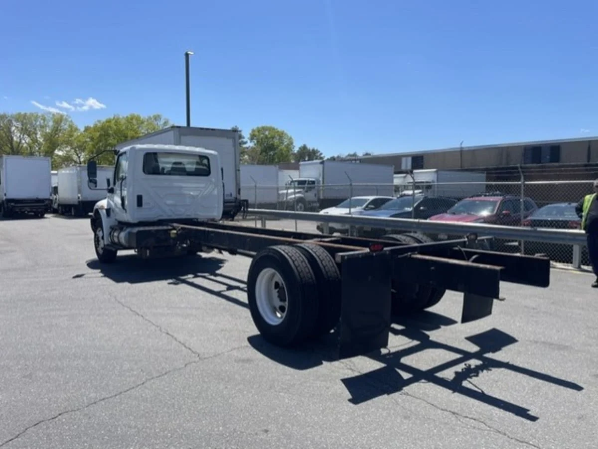 2020 International MV in Farmingdale, NY — photo 6