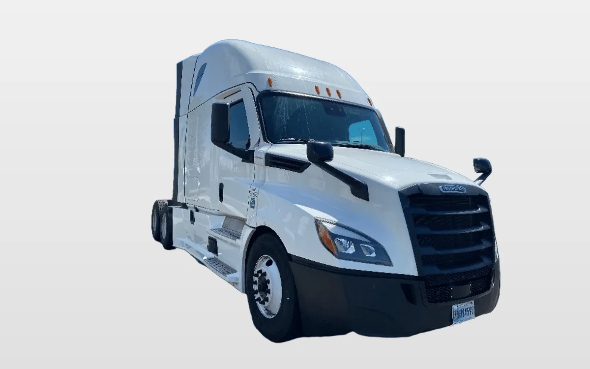 2024 Freightliner Cascadia - image 1