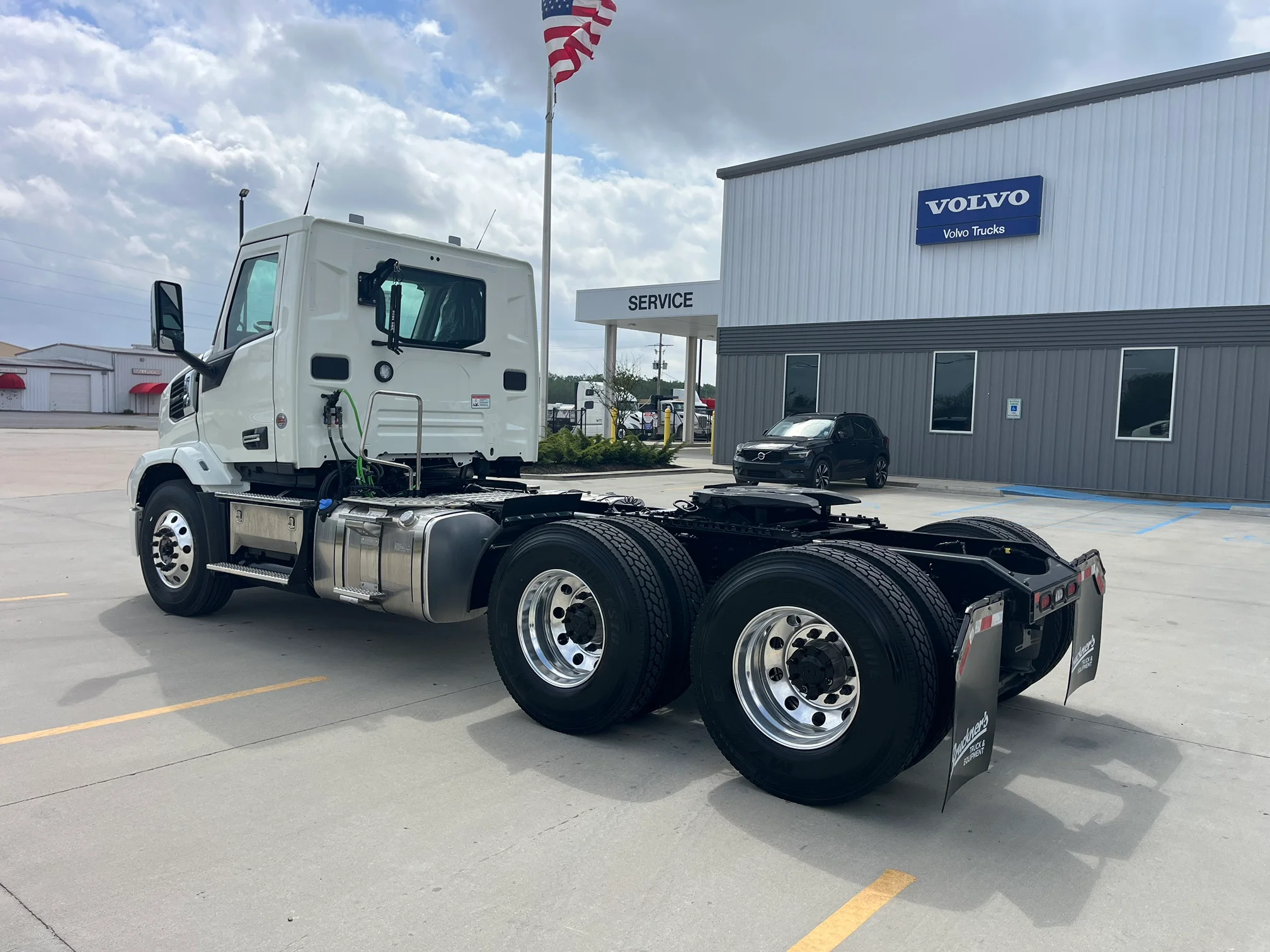 2027 Mack Anthem in Monroe, LA — photo 5