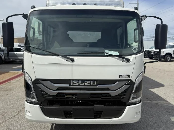 2026 Isuzu NPR - image 9