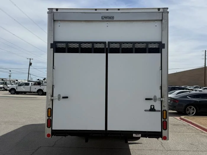 2026 Isuzu NPR - image 5