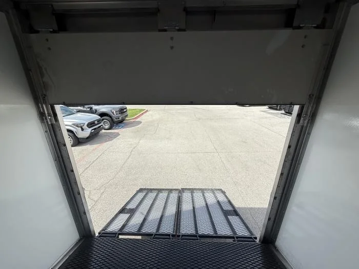 2026 Isuzu NPR - image 12