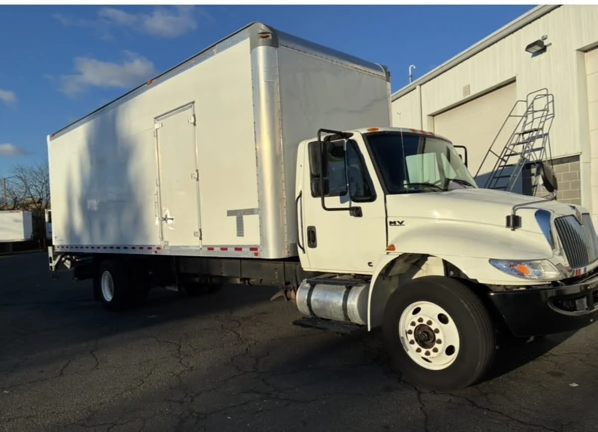 2019 International 4300 in Kearny, NJ — photo 3