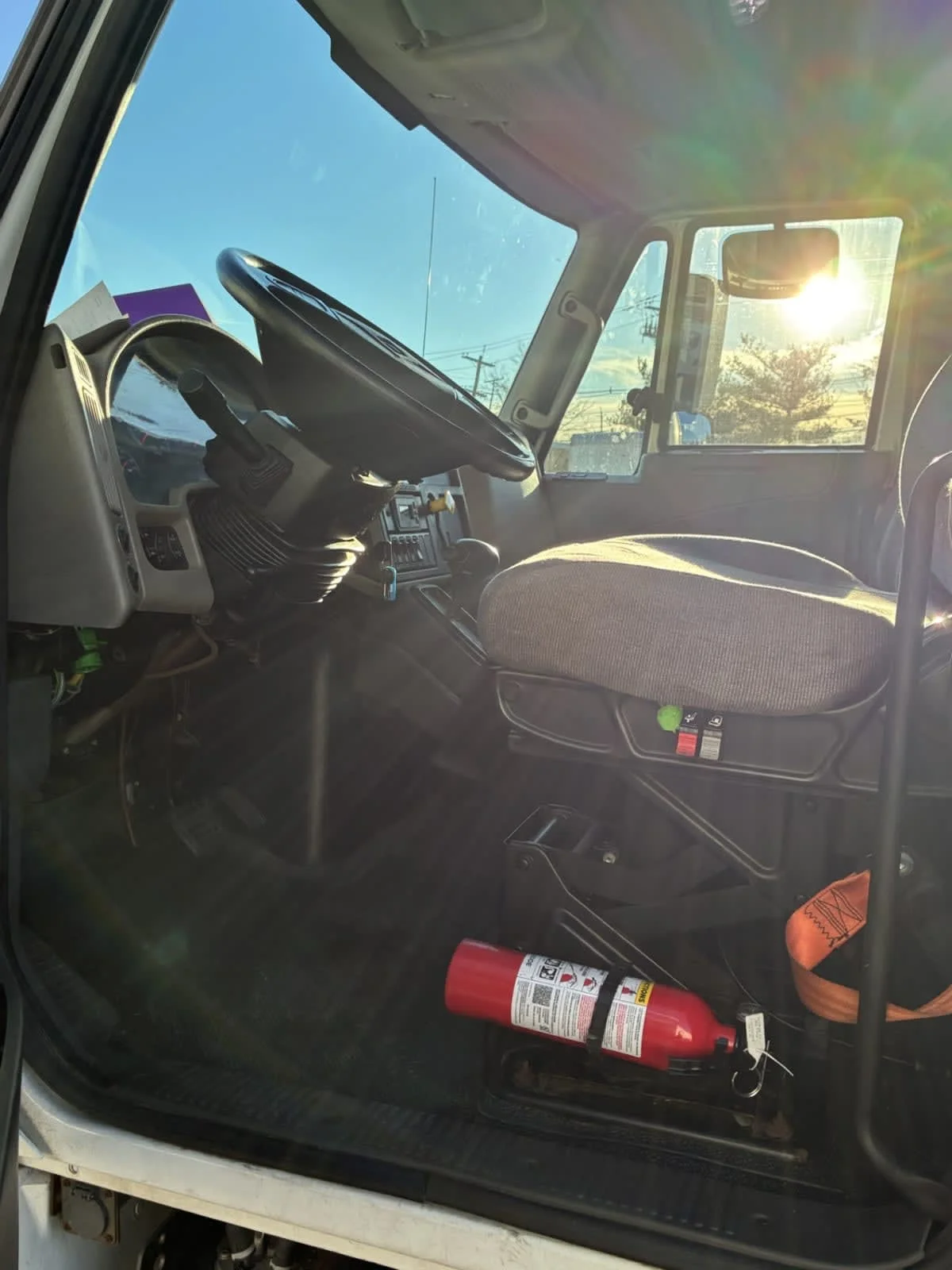 2019 International 4300 in Kearny, NJ — photo 7
