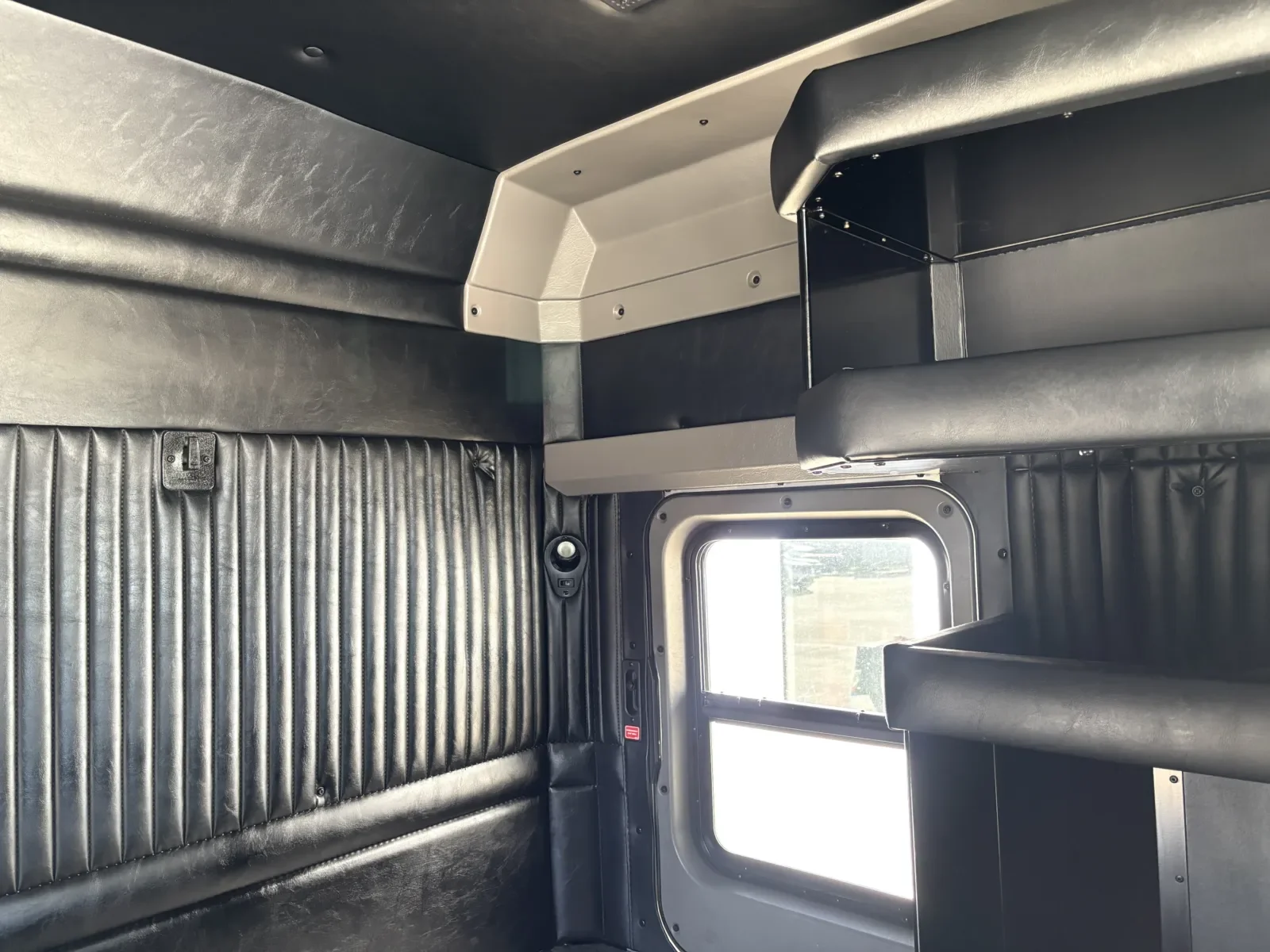 2022 Kenworth W900 in Hutchins, TX — photo 24