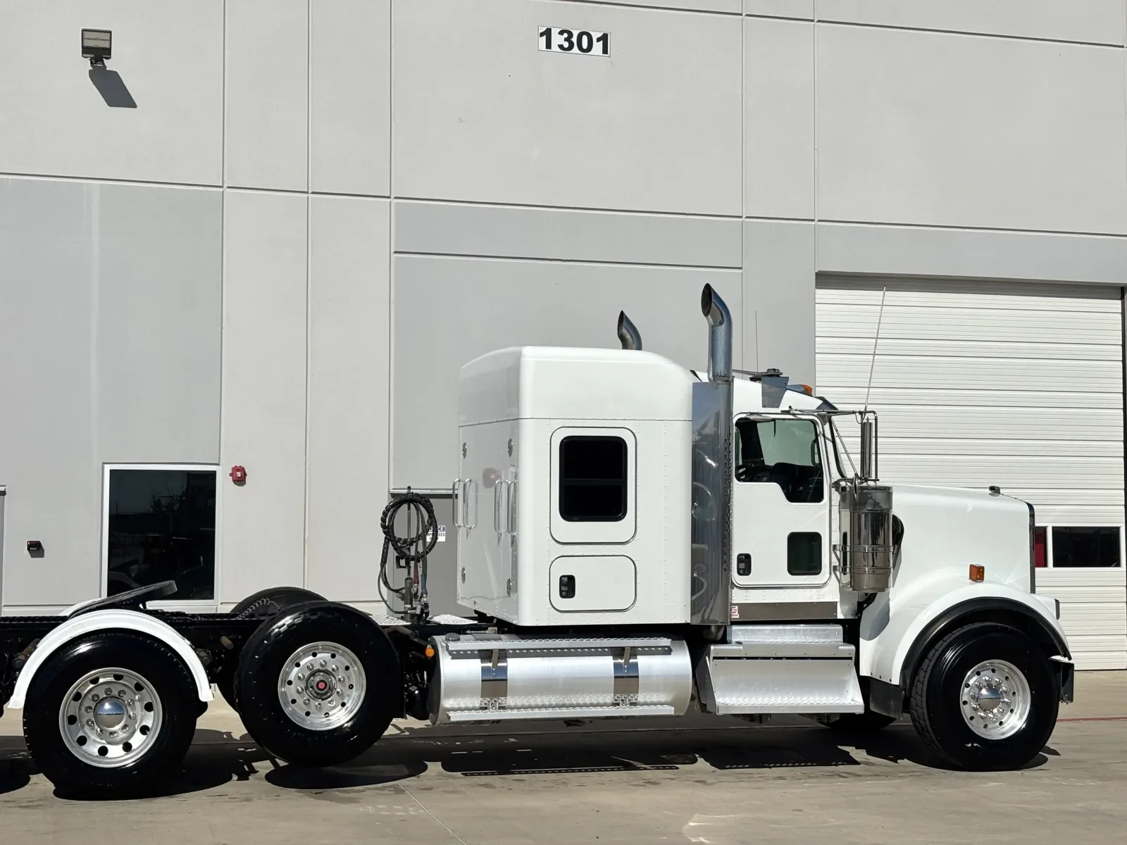 2022 Kenworth W900 in Hutchins, TX — photo 7