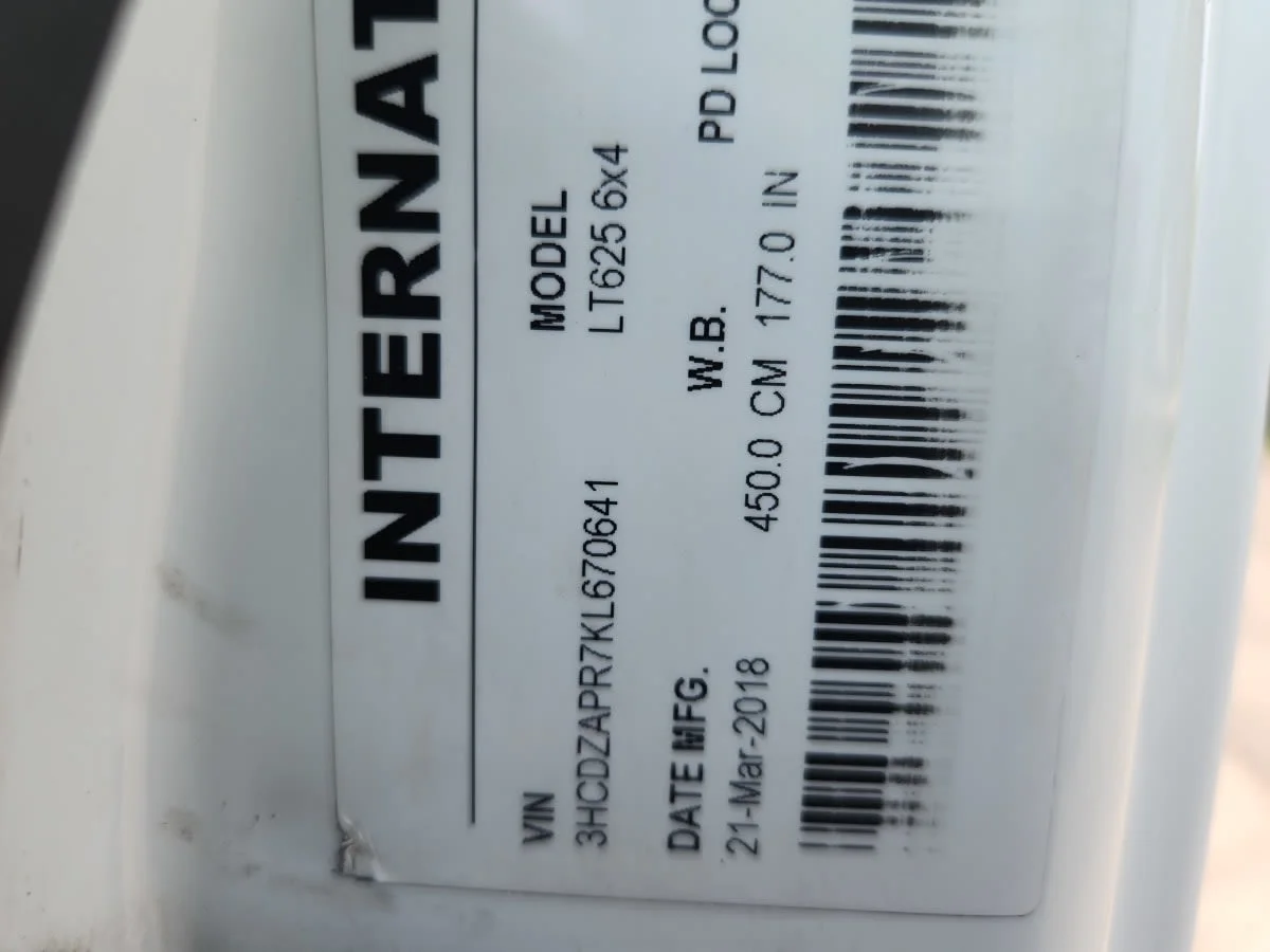 2019 International LT in Hilliard, OH — photo 12