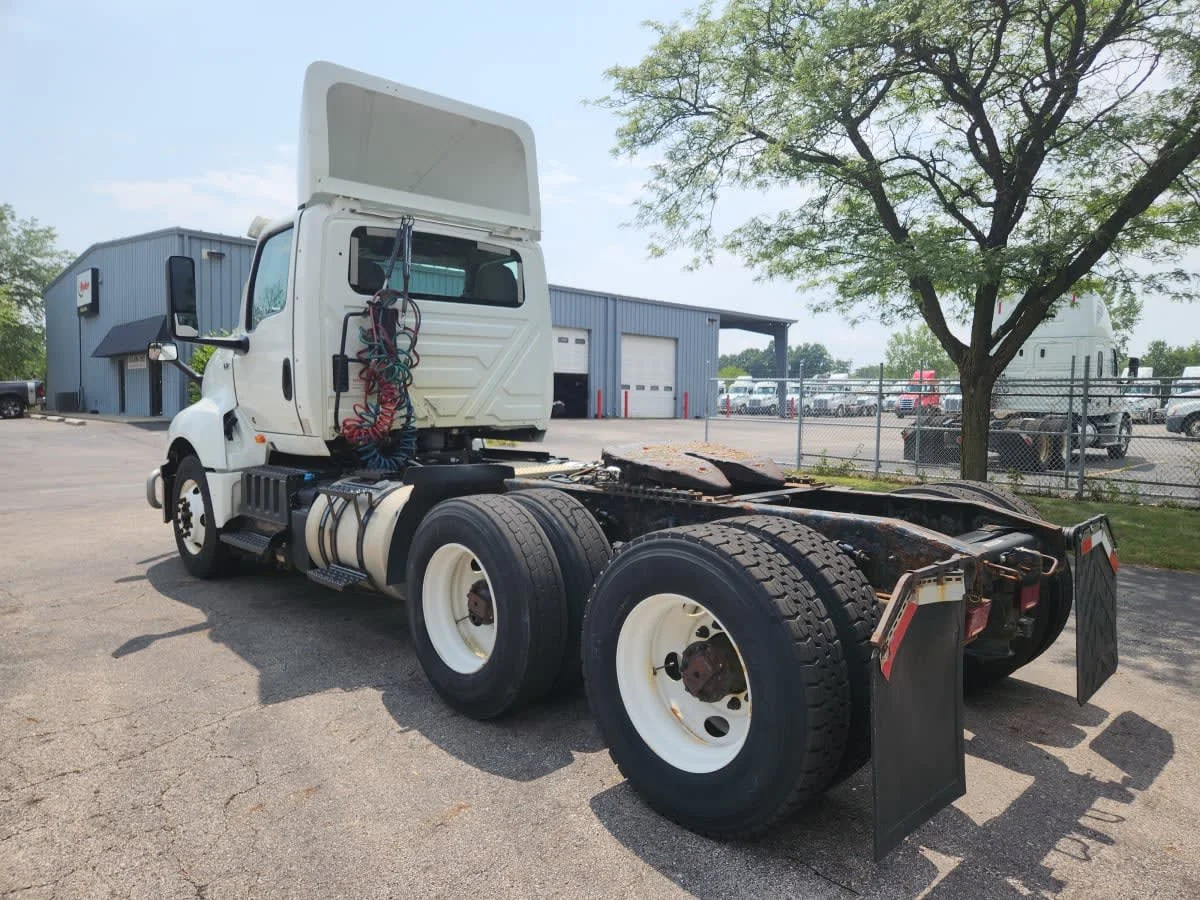 2019 International LT in Hilliard, OH — photo 6