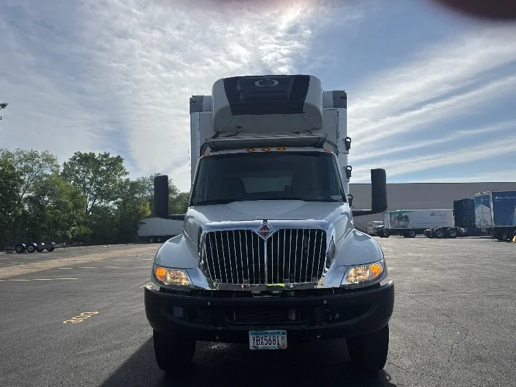 2020 International MV in Brooklyn Park, MN — photo 2