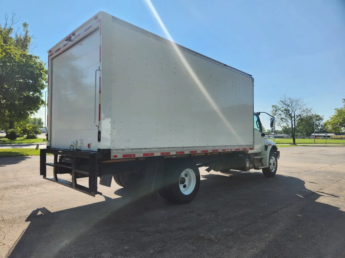 2020 International MV in Hilliard, OH — photo 4