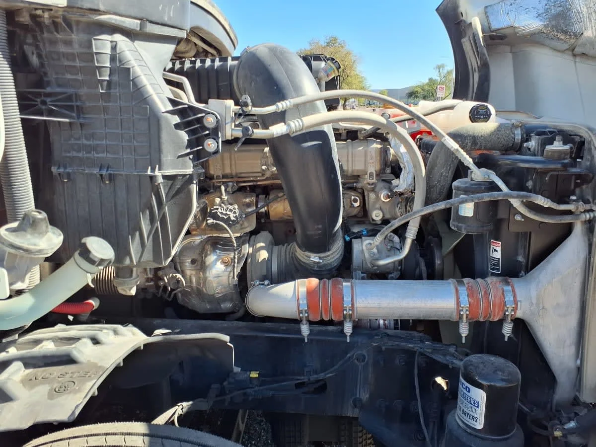 2022 Freightliner Cascadia in Phoenix, AZ — photo 12
