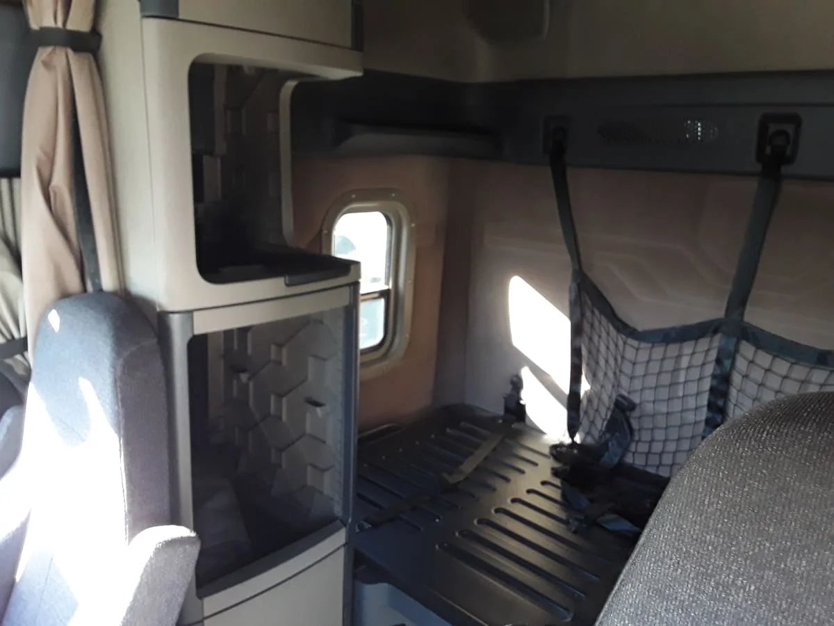 2020 Freightliner Cascadia in Allentown, PA — photo 8