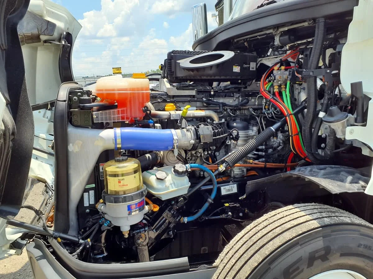 2021 Freightliner Cascadia in Birmingham, AL — photo 8