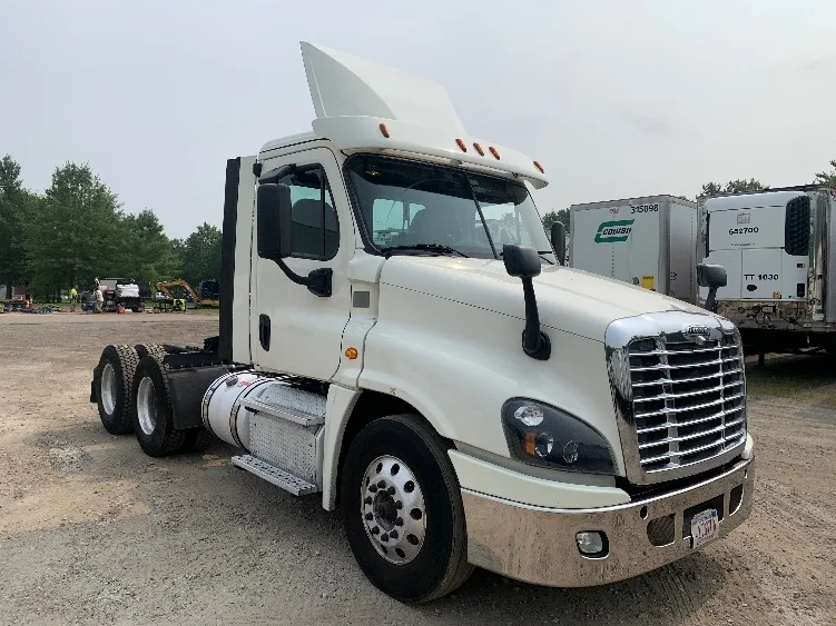 2019 Freightliner Cascadia in Franklin, MA