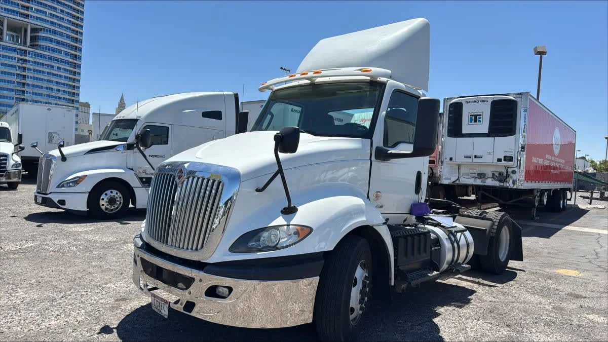 2019 International RH in North Las Vegas, NV — photo 3