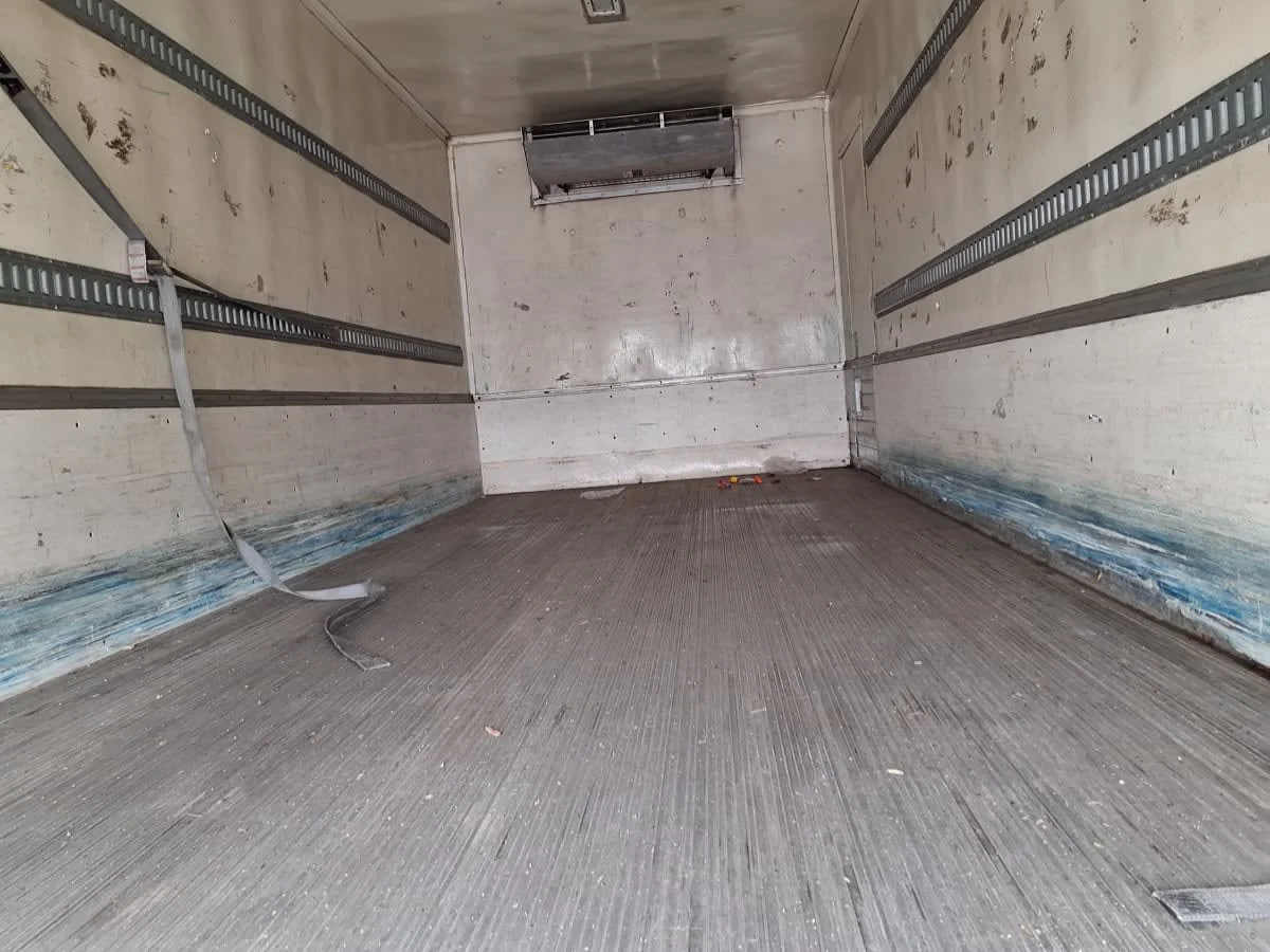 2013 Freightliner M2 106 - image 9