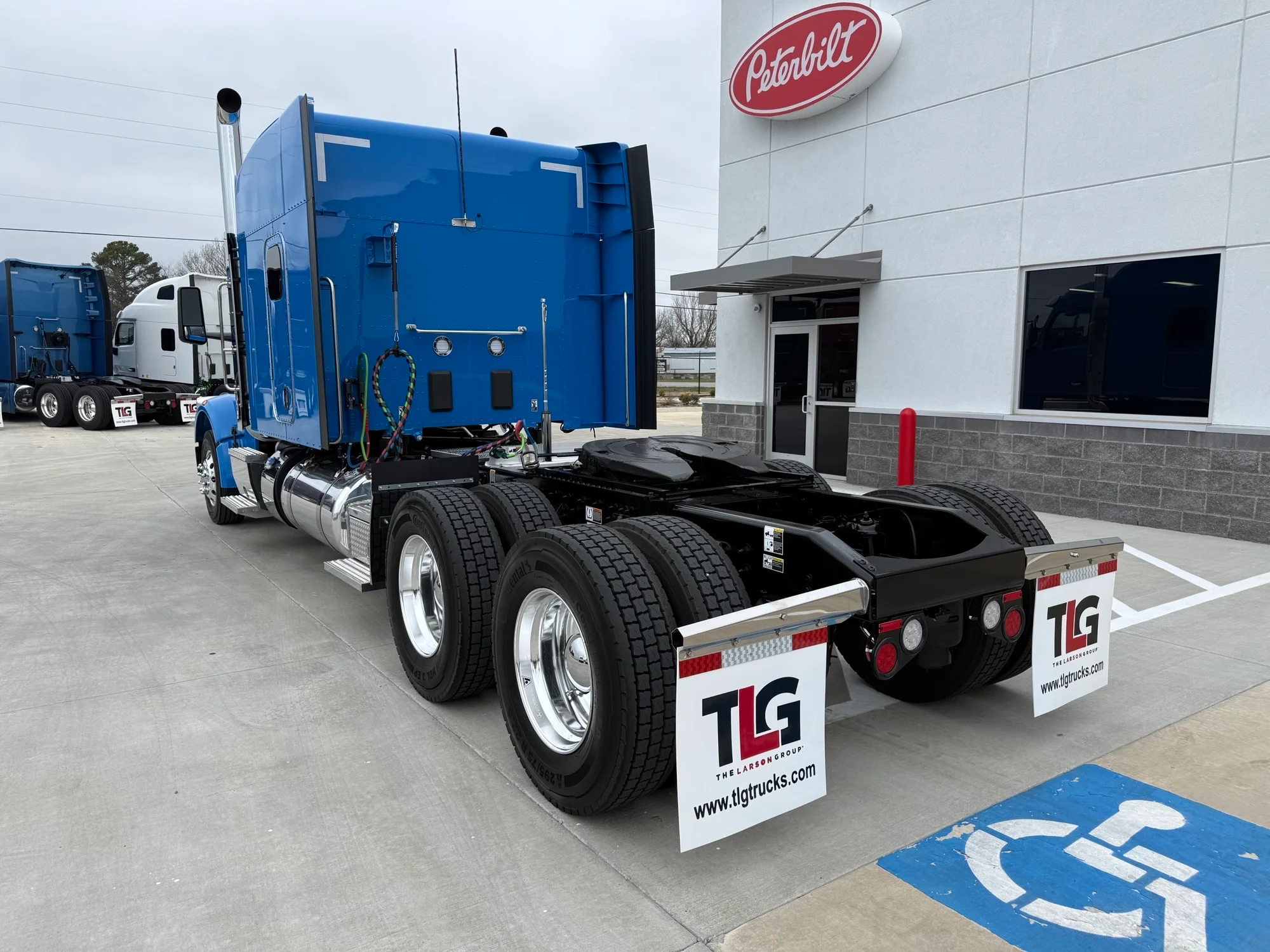 2027 Peterbilt 567 in Lowell, AR — photo 3