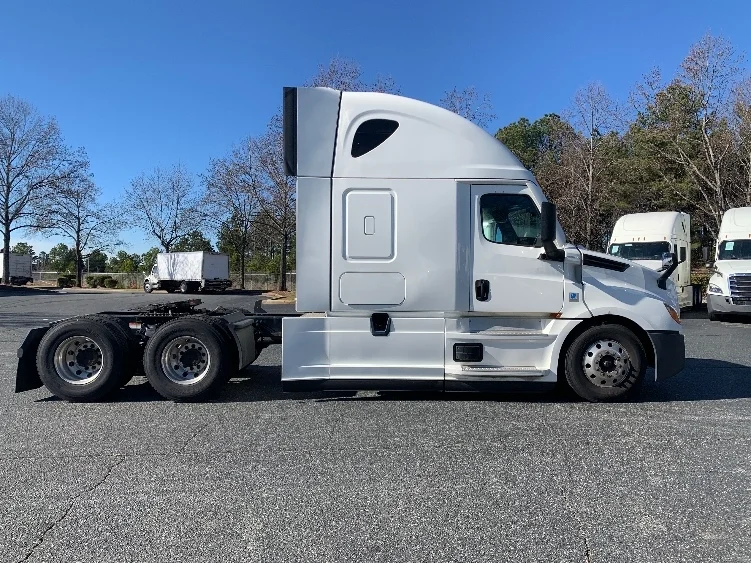 2022 Freightliner in Concord, NC — photo 8