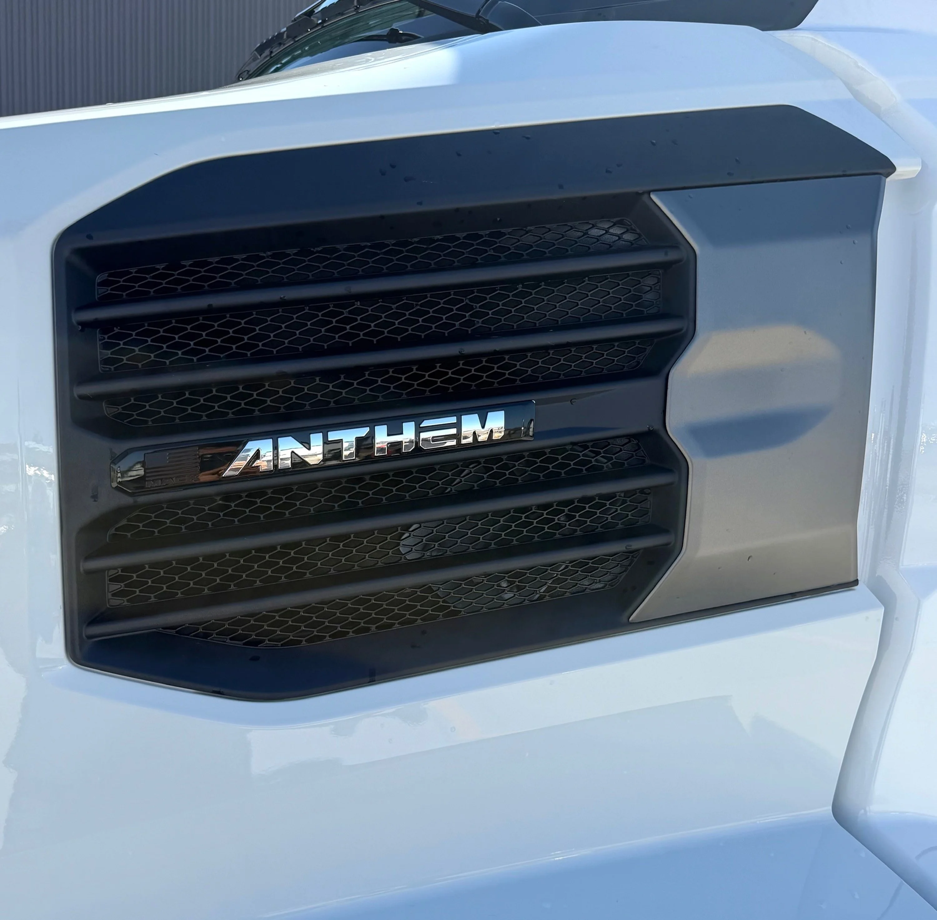 2027 Mack Anthem in El Paso, TX — photo 9