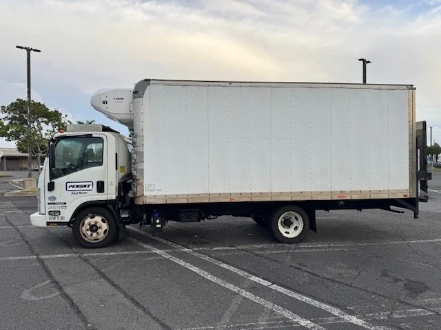 2017 Isuzu NQR in Torrance, CA — photo 4
