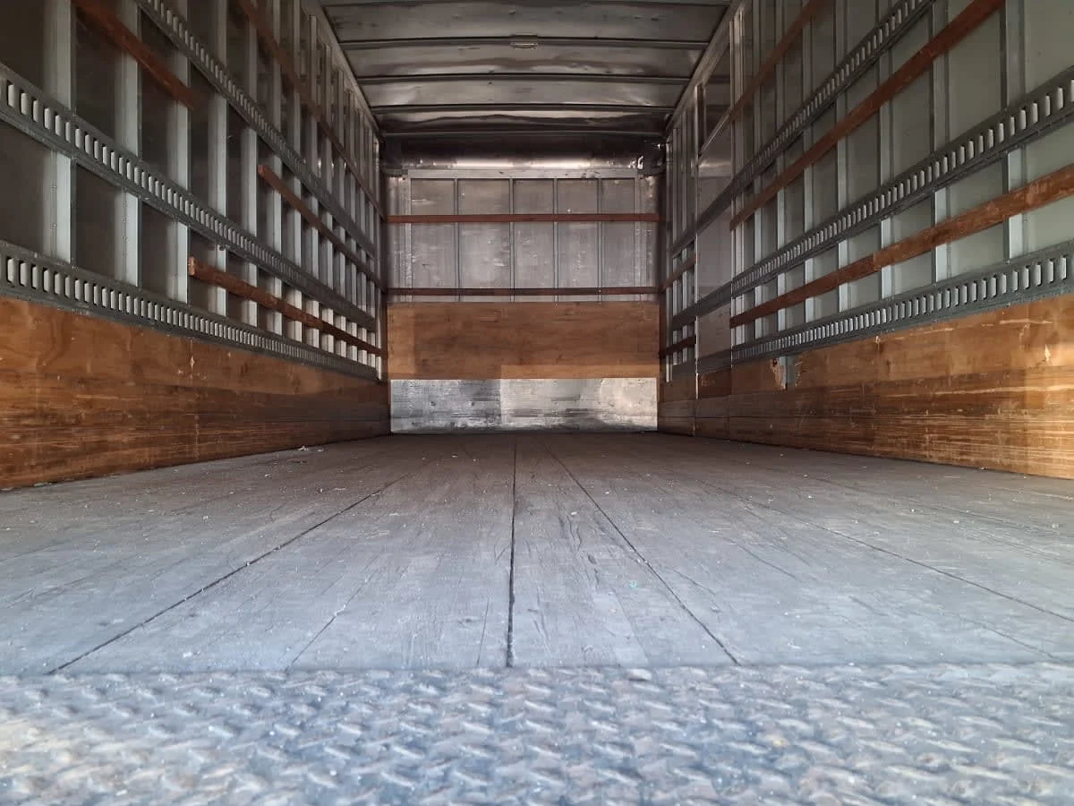 2019 International MV - image 8