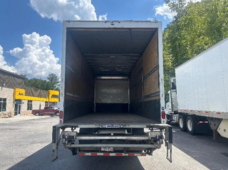 2019 Freightliner eM2 in Ladson, SC — photo 8