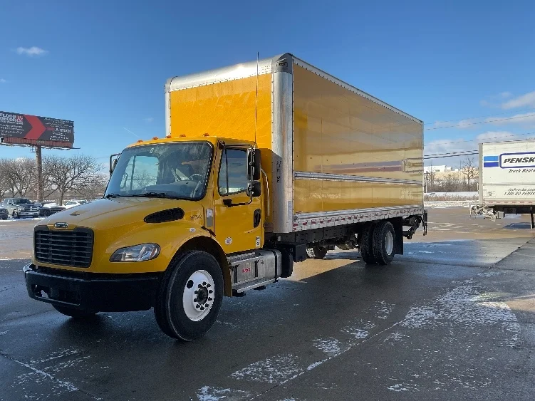 2022 Freightliner M2 106 in Allen Park, MI — photo 3