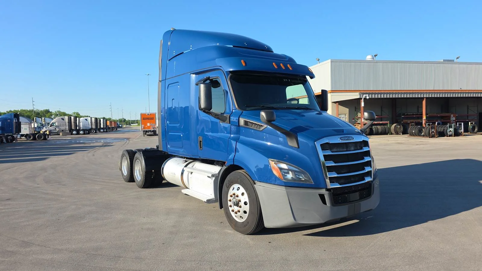 2020 Freightliner Cascadia in Indianapolis, IN