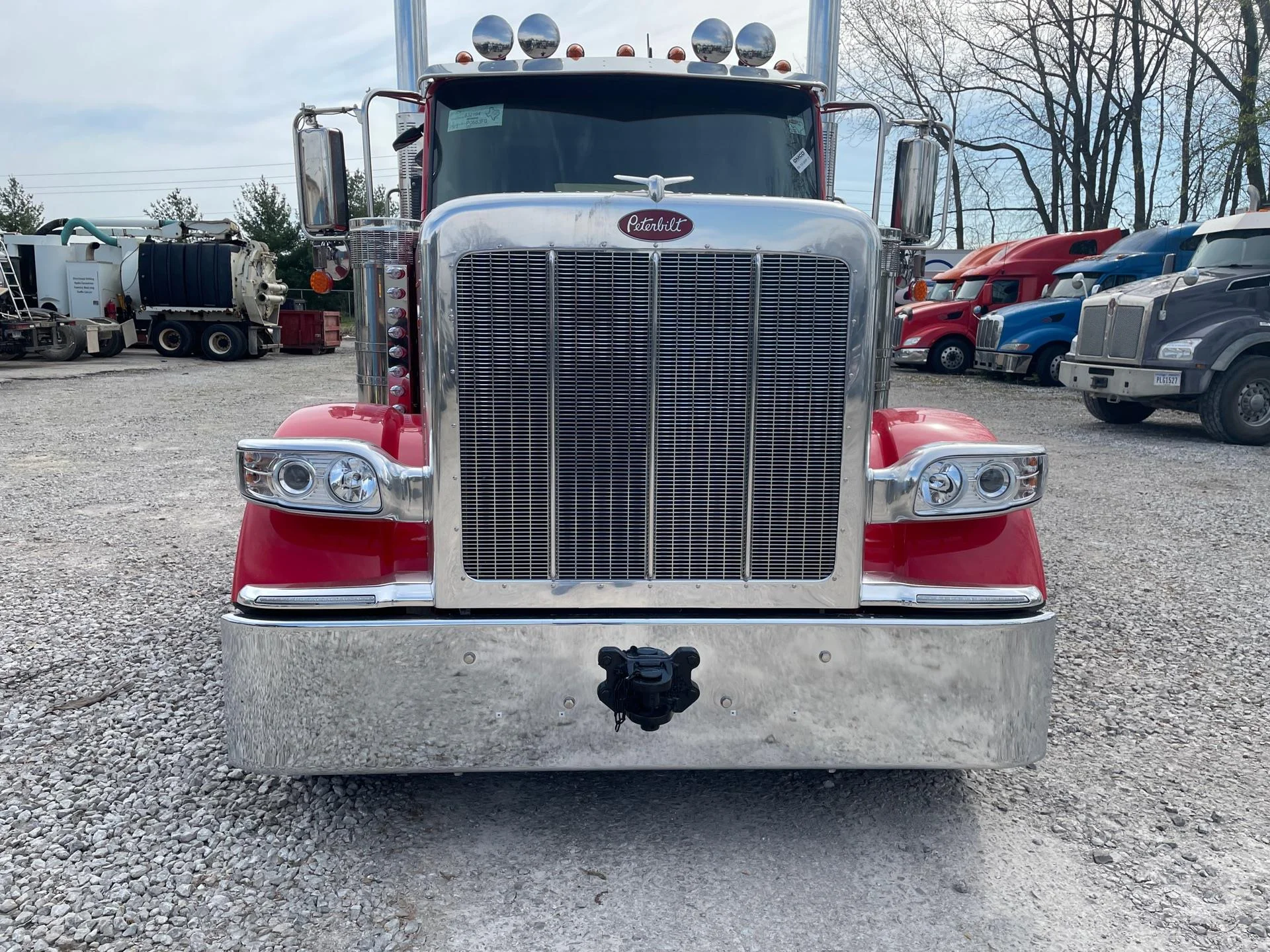 2027 Peterbilt 589 in Grove City, OH — photo 2