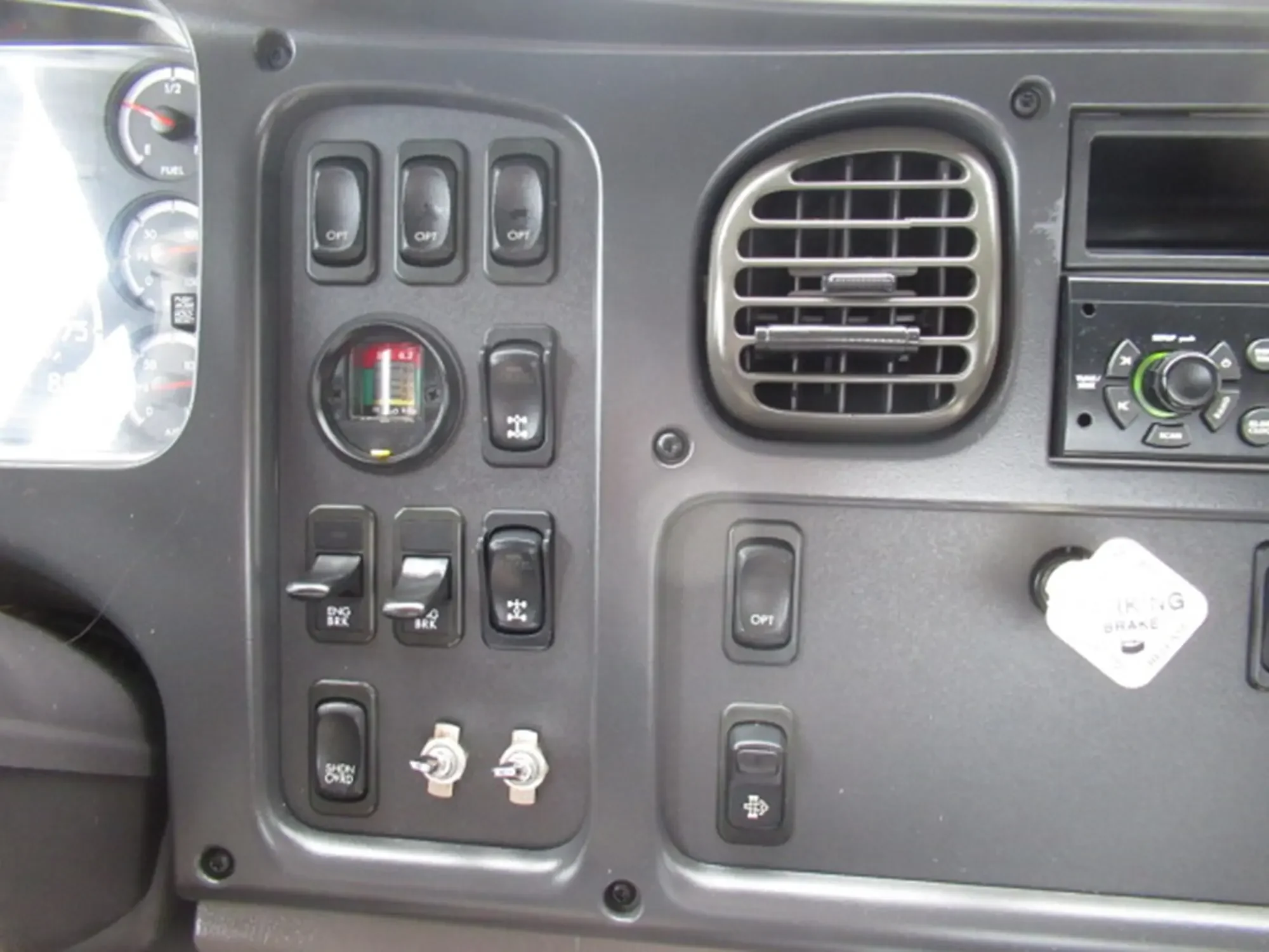 2009 Freightliner M2 106 in Manchester, NH — photo 12