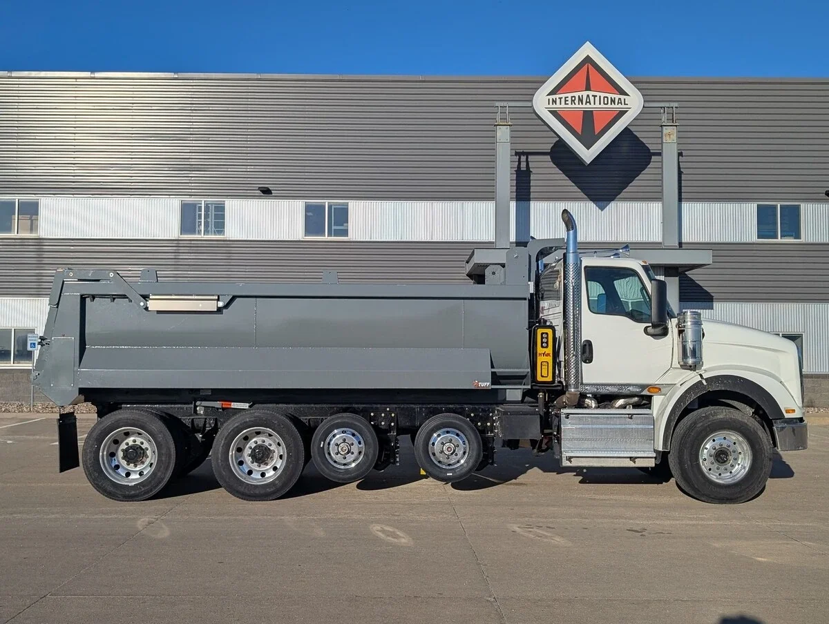 2025 International HX - image 4