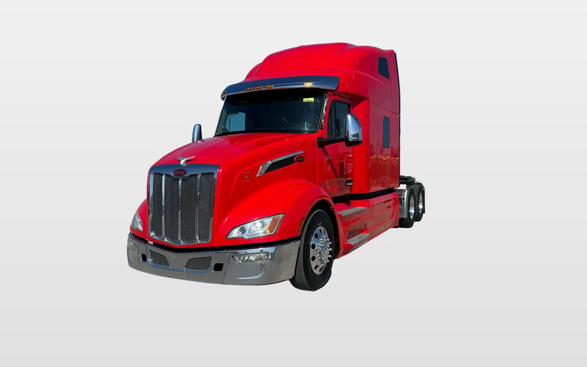 2023 Peterbilt 579 - image 1
