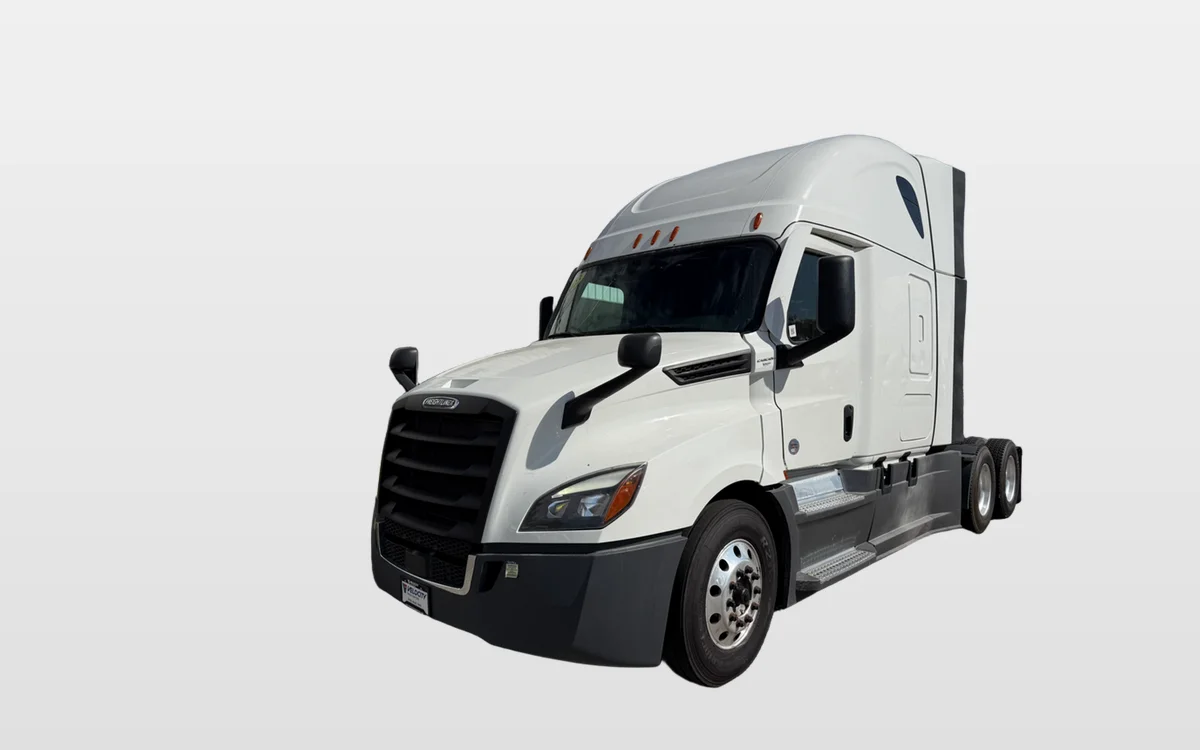 2023 FREIGHTLINER CASCADIA 126SLP - image 1