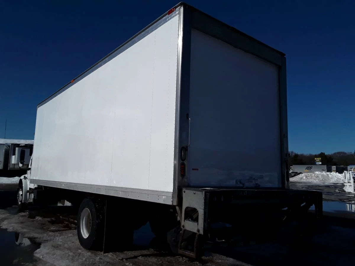2015 Freightliner M2 106 - image 6