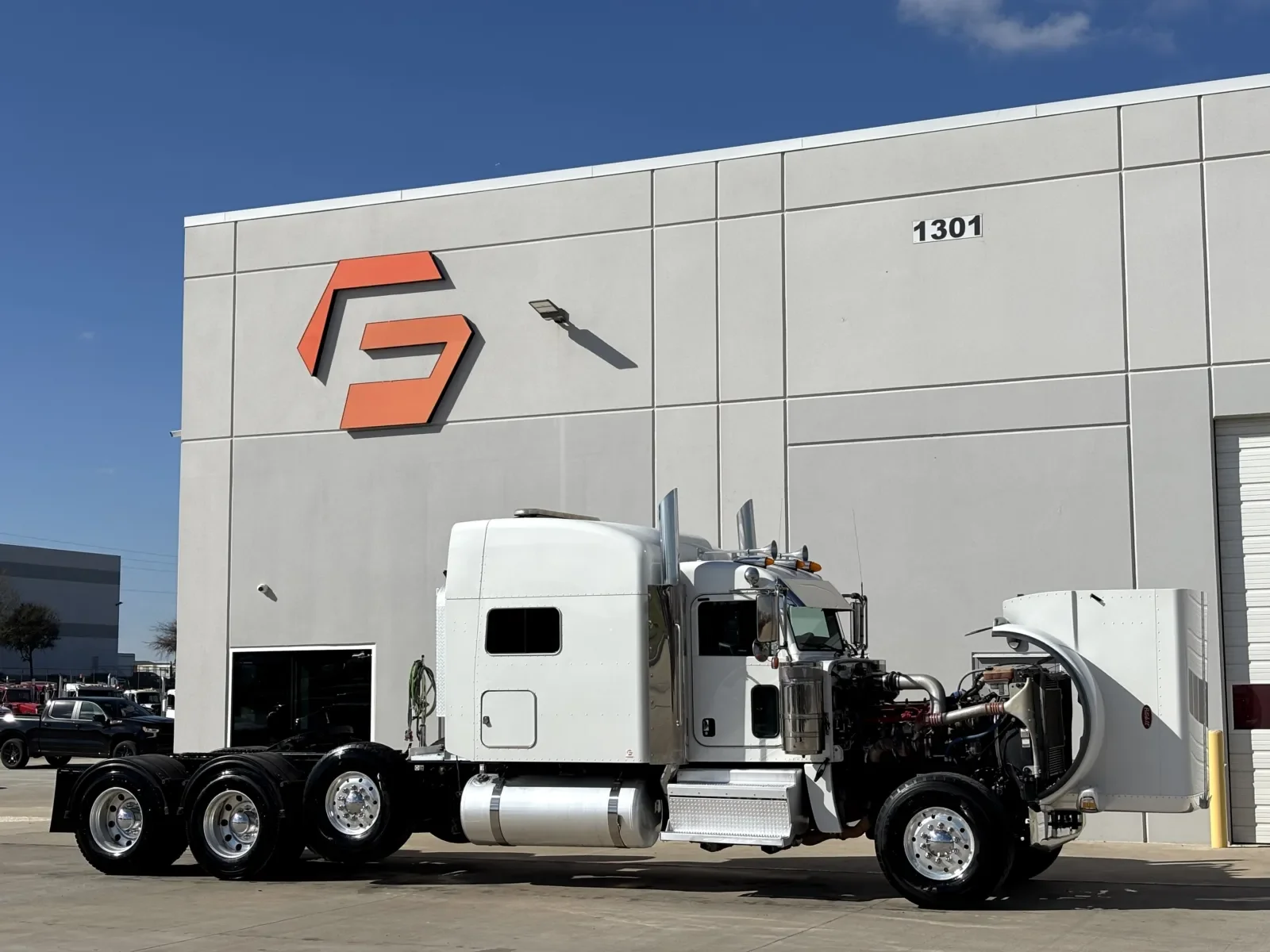 2021 Peterbilt 389 in Hutchins, TX — photo 9