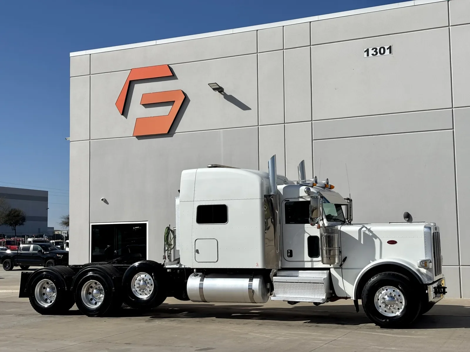 2021 Peterbilt 389 in Hutchins, TX