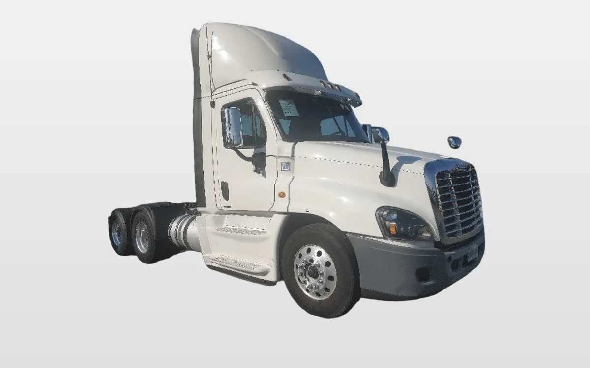 2018 Freightliner Cascadia - image 1