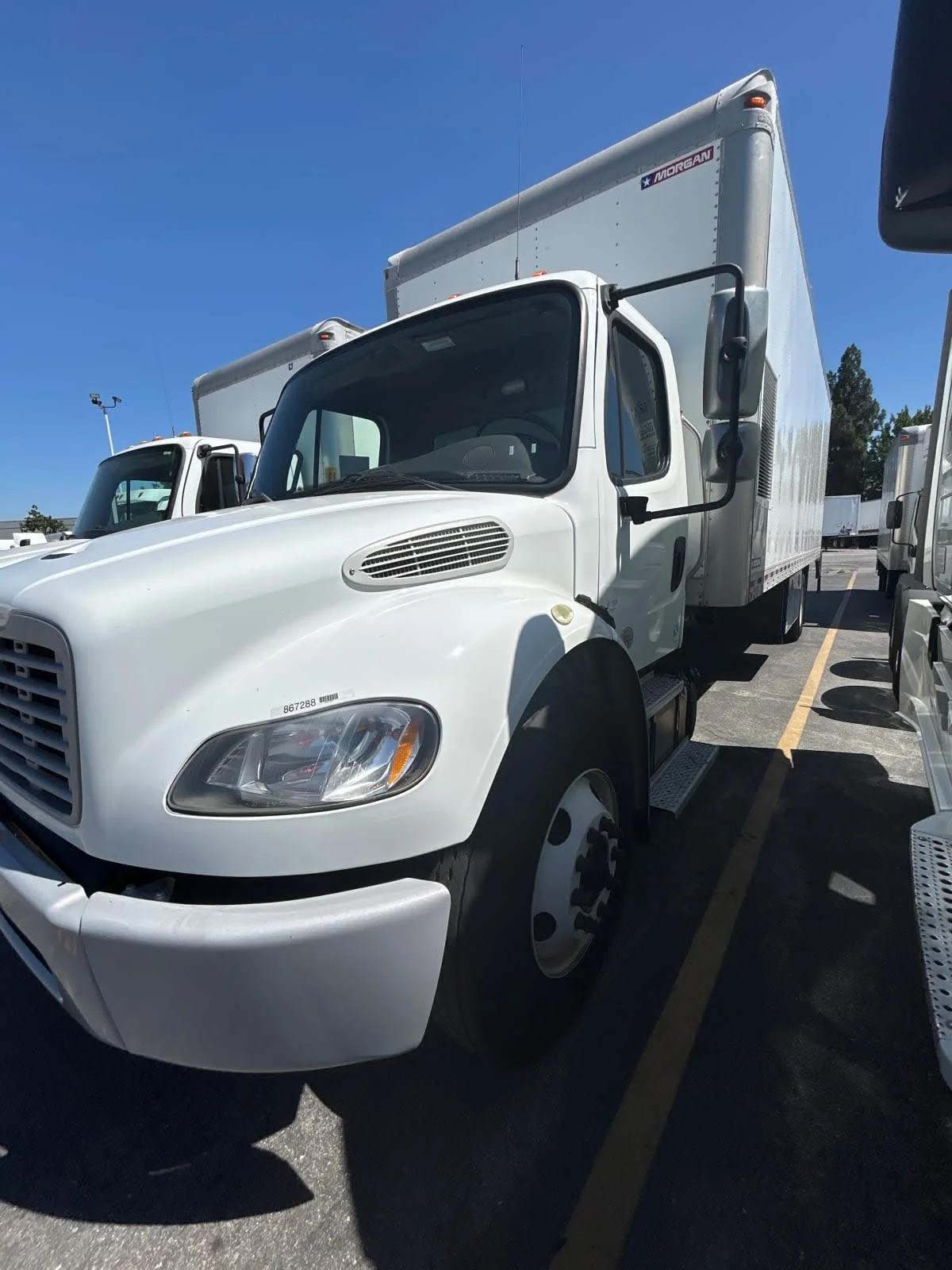 2019 Freightliner M2 106 - image 3