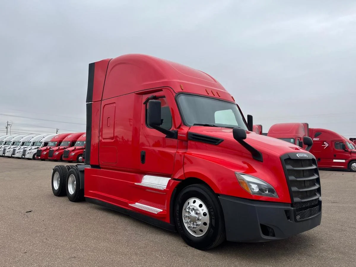 2024 Freightliner Cascadia in Laredo, TX