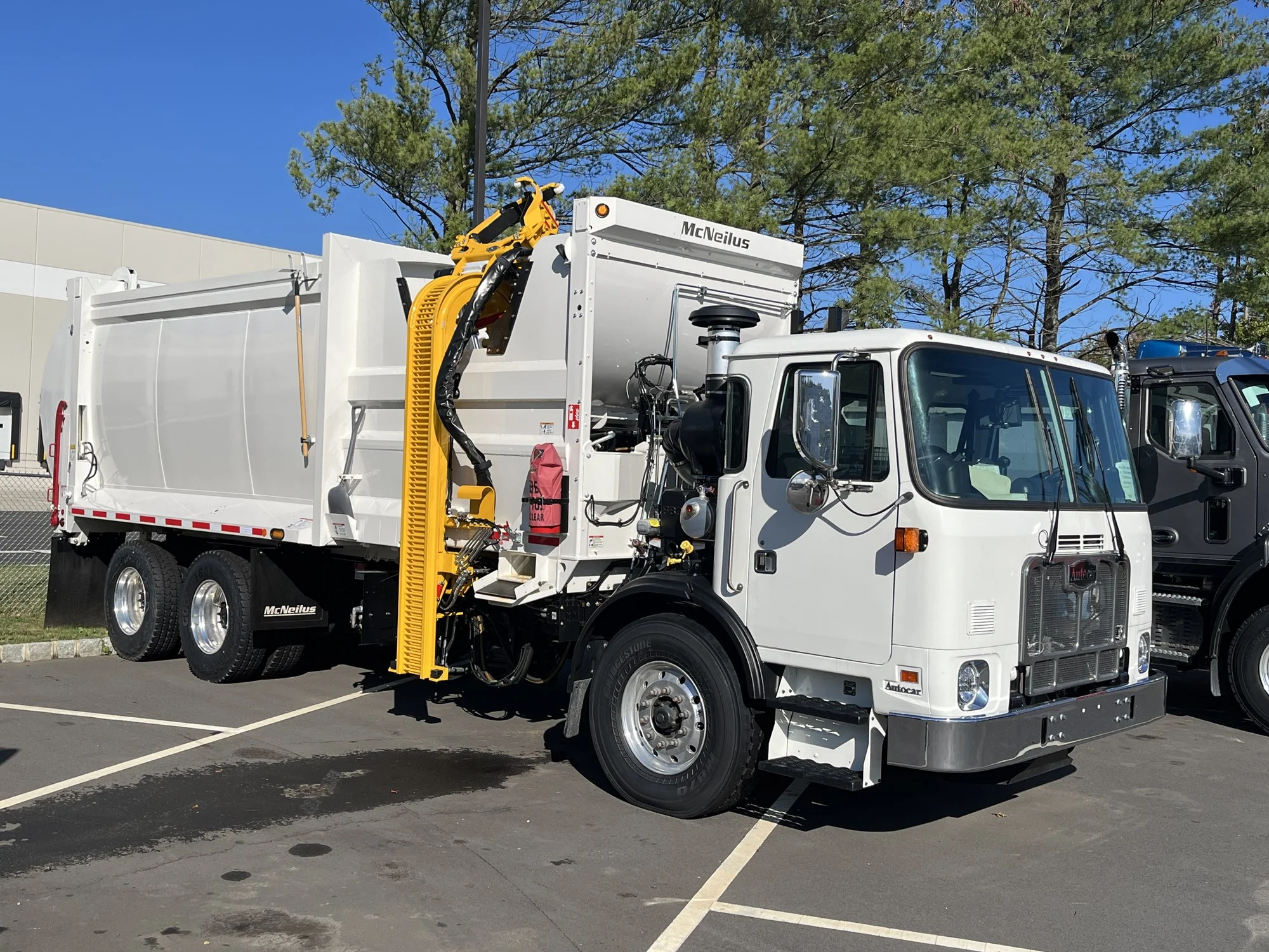 2025 Autocar ACX in Trenton, NJ — photo 2