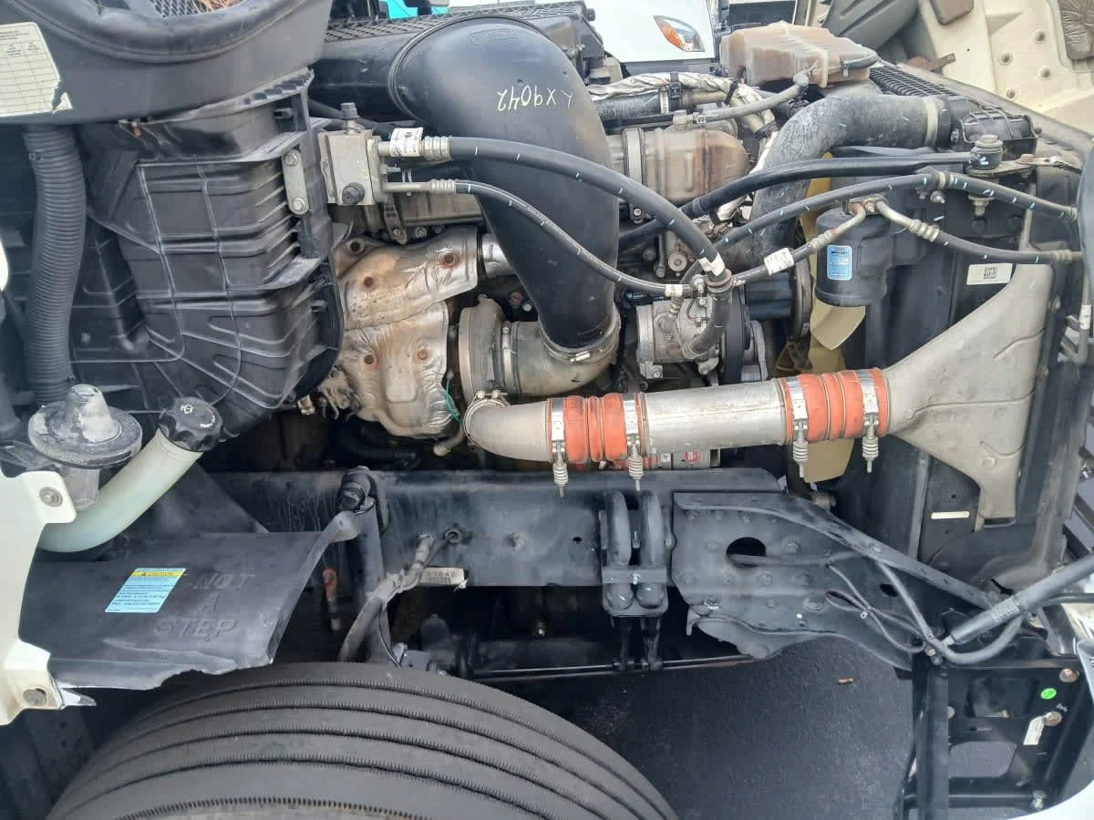 2020 Freightliner Cascadia in Jacksonville, FL — photo 19