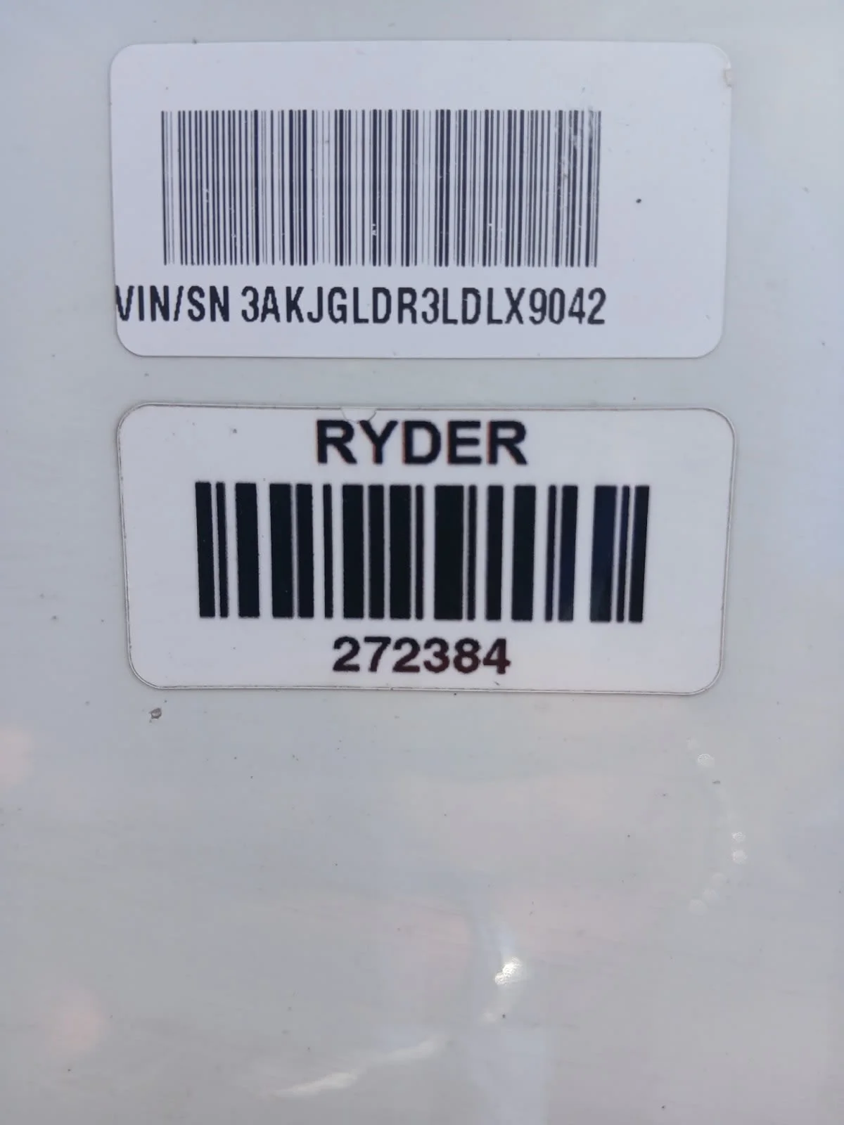2020 Freightliner Cascadia in Jacksonville, FL — photo 16