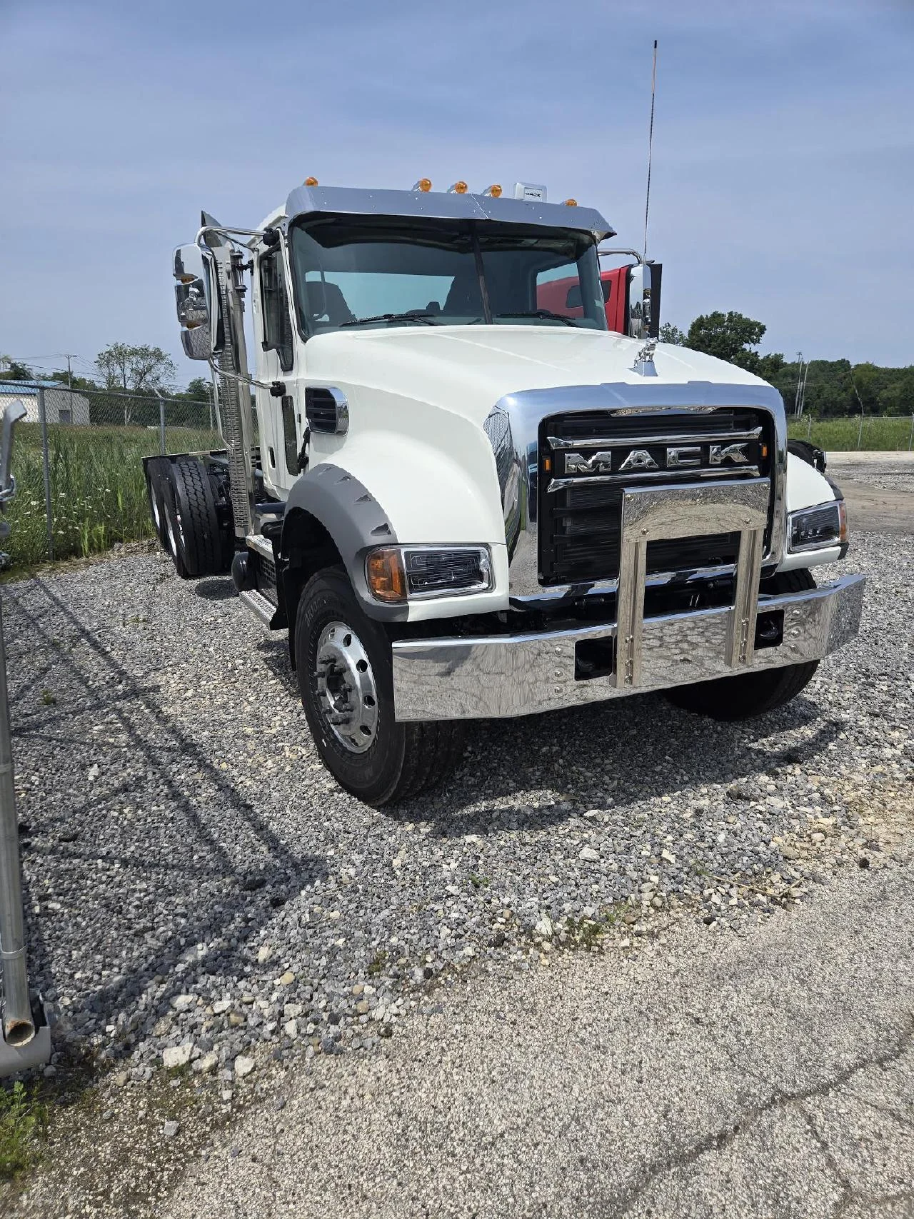 2026 Mack Granite in Youngstown, OH — photo 2