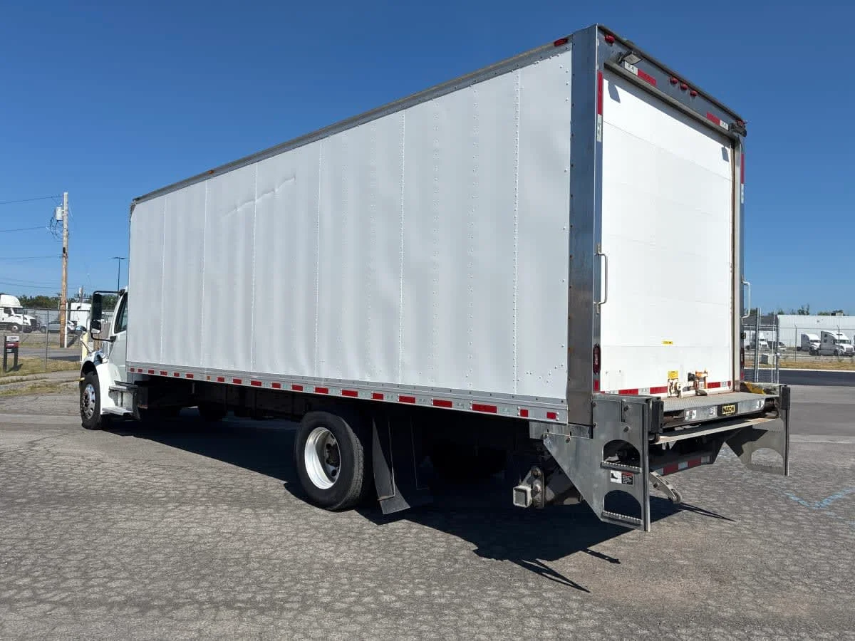 2019 Freightliner M2 106 in Syracuse, NY — photo 6