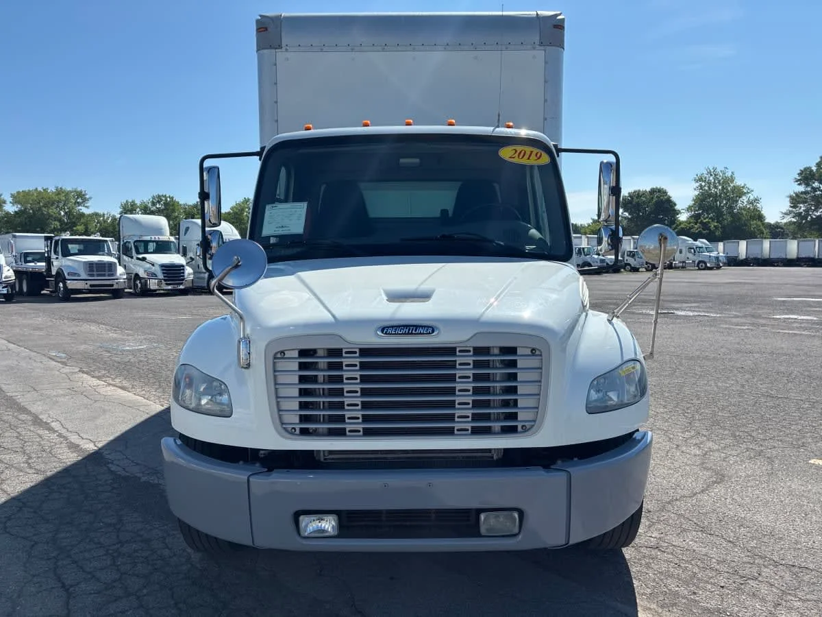 2019 Freightliner M2 106 in Syracuse, NY — photo 2