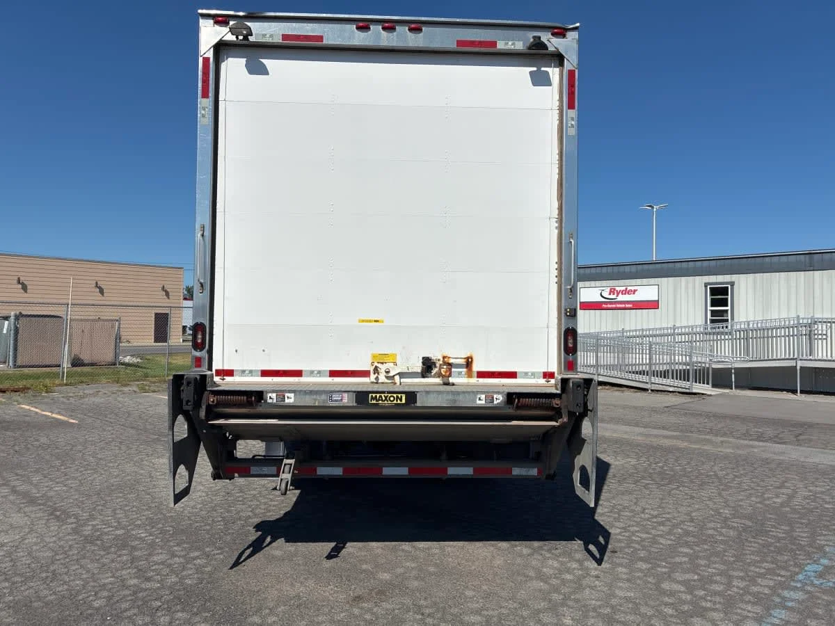 2019 Freightliner M2 106 in Syracuse, NY — photo 5