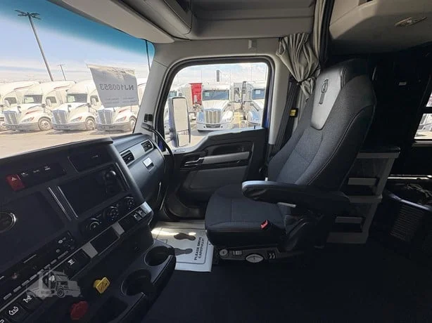 2022 Kenworth T680 in Salt Lake City, UT — photo 12