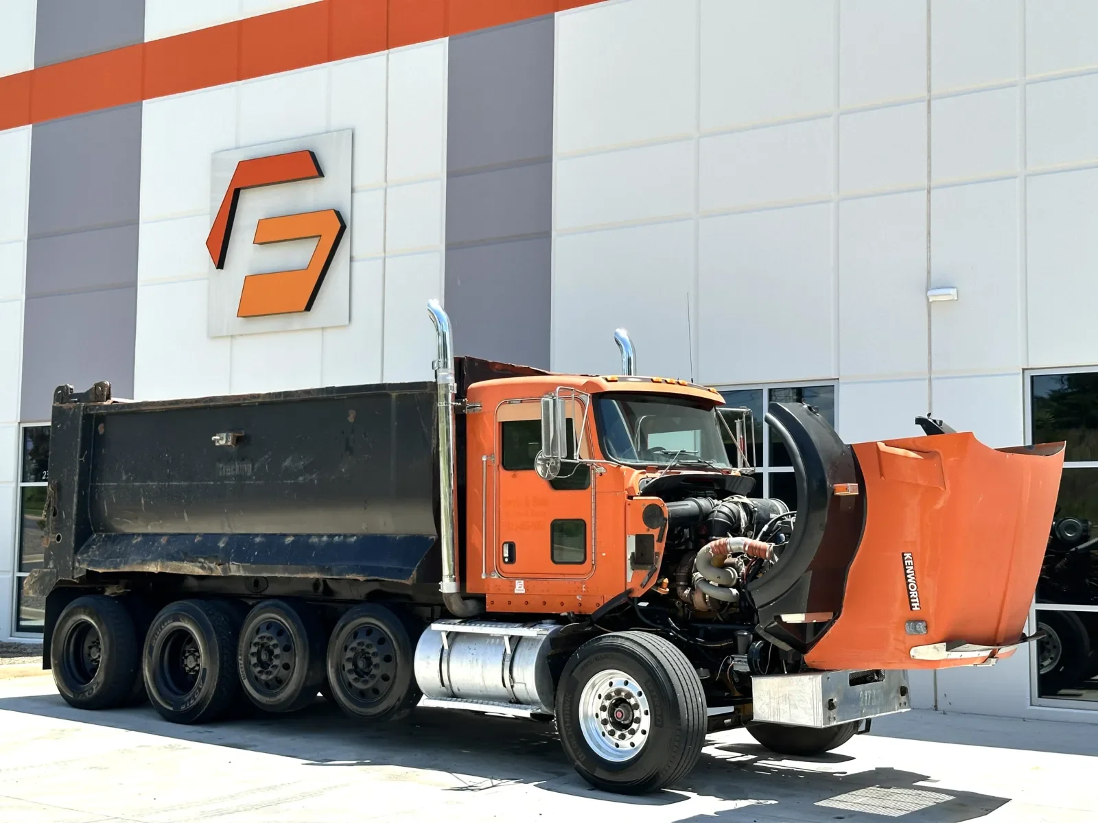 2005 Kenworth T800 in Greer, SC — photo 10
