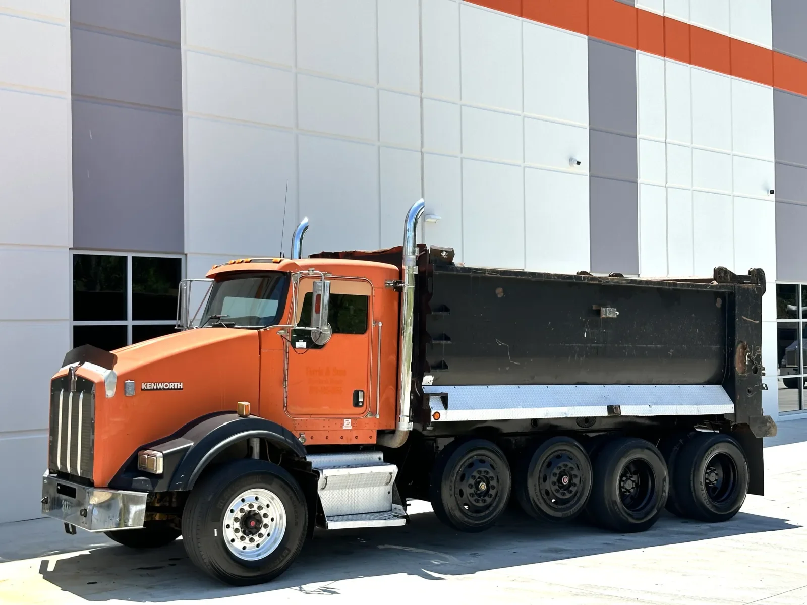 2005 Kenworth T800 in Greer, SC — photo 3
