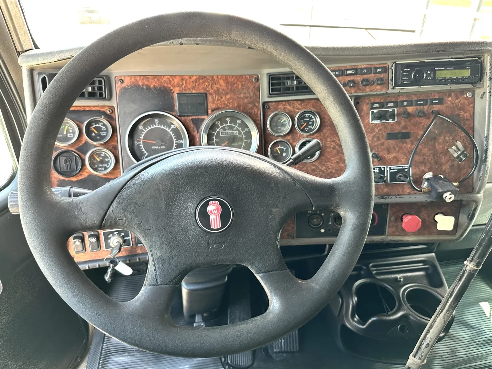 2005 Kenworth T800 in Greer, SC — photo 17